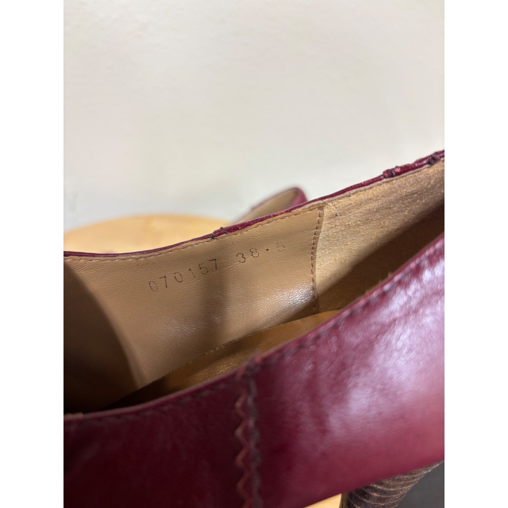 All Black Kiltie Loafer Pumps 38.5 Burgundy Leather Brogue‎ Buckle Heels 7.5-8 - Picture 15 of 15